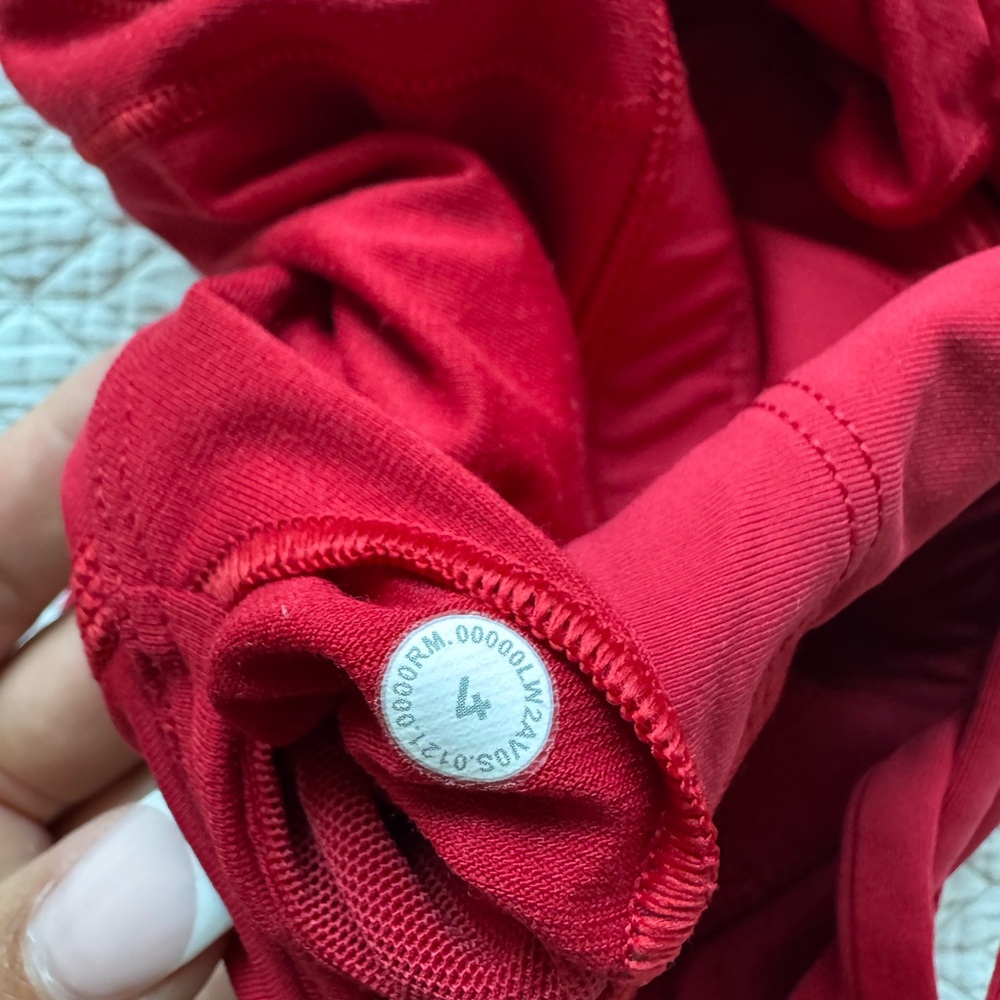 lululemon athletica Like New Energy Longline Bra, Medium Support, B-D Cups - Picture 5 of 6